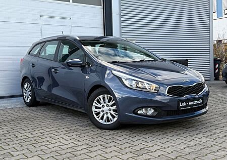 Kia Cee'd 1.6 Crdi°110Ps°Ahk°