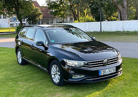 VW Passat Variant Volkswagen 2.0 TDI SCR DSG Business Vari...
