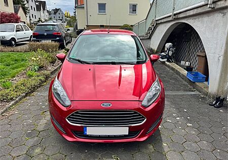 Ford Fiesta - Scheckheftgepflegt TÜV NEU