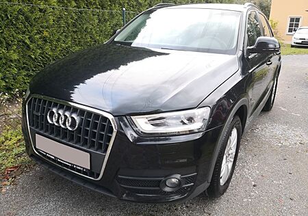 Audi Q3 2.0 TFSI quattro*2Hd*SHeft*Xenon*Navi*PDC*SHZ