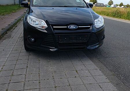 Ford Focus 1,6 EcoBoost 110kW Trend Turnier Trend