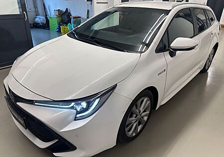 Toyota Corolla Touring Sports 2,0 Hybrid Club
