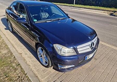 Mercedes-Benz C 250 CDI 4MATIC BlueEFF. AVANTG. Autom. AVA...