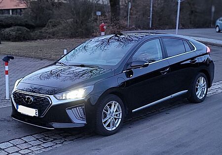 Hyundai Ioniq 1.6l GDi PLUG-IN HYBRID - PRIME
