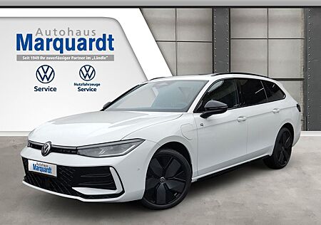 VW Passat Variant Volkswagen 1.5 TSI eHybrid R Line Pano AHK
