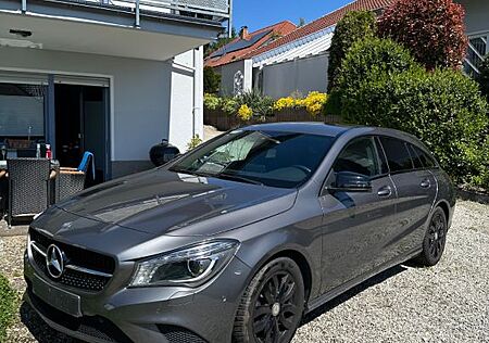 Mercedes-Benz CLA 200 Shooting Brake CLA 200 Urban Shootin...