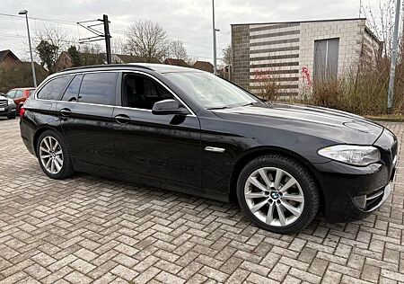BMW 530d xDrive Touring A -
