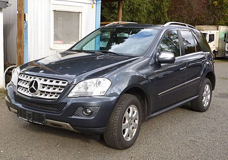 Mercedes-Benz ML 300 gebraucht kaufen Mercedes-Benz ML 300 CDI 4MATIC BlueEFFICIENCY EURO-5 1-Hand