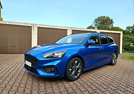 Ford Focus gebraucht kaufen Ford Focus ST-Line Turnier B&O Soundsystem