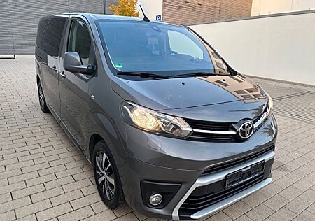 Toyota Pro Ace Proace Verso L1 Team Deutschland