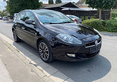 Fiat Bravo 1.4 16V T-JET Street