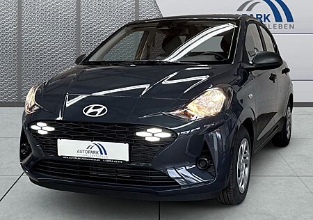 Hyundai i10 Navi Apple CarPlay Android Auto DAB Spurhalt