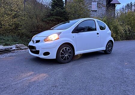 Toyota Aygo (X) Aygo (X) 1,0 -