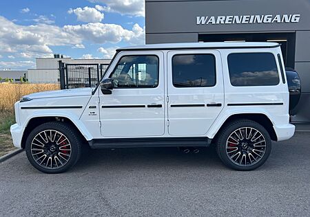 Mercedes-Benz G 63 AMG MY26*OPALITWEISS*CARBON INS+OUT*FOND TV