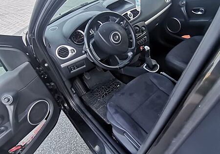 Renault Clio Exception 1.6 16V ESP 82kW Exception