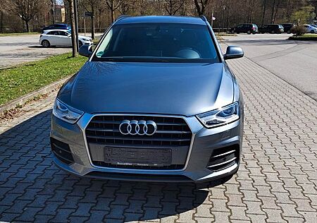 Audi Q3 2.0 TDI S tronic .