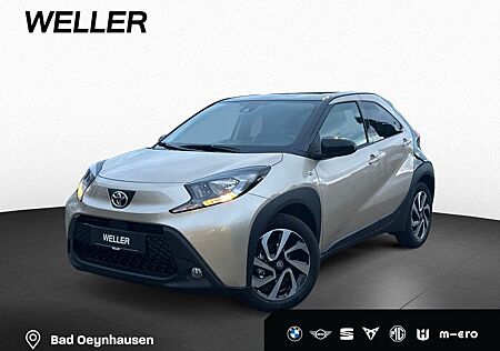 Toyota Aygo (X) 1.0 Teamplayer Bi-Tone ACC,Kamera,Shz,17"