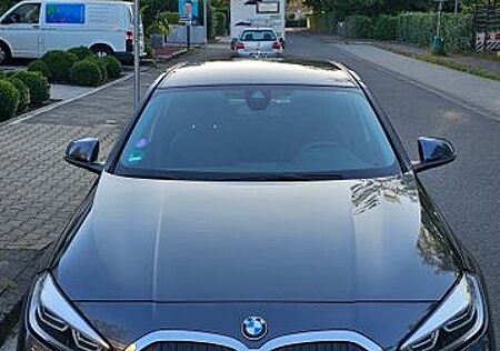 BMW 118i Hatch gepflegt, mit Garantie bis 11/25