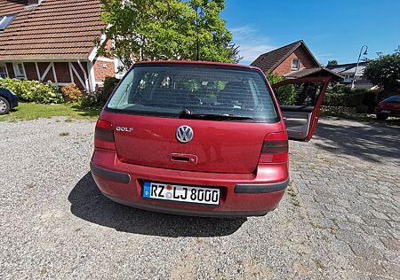 VW Golf Volkswagen 1.4 75PS Viele Neuteile!