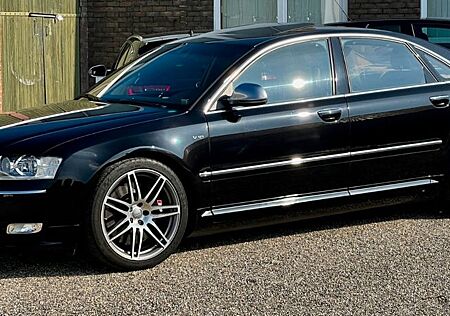 Audi S8 5.2 tiptronic quattro -