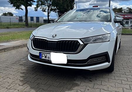 Skoda Octavia 1.5 TSI ACT AMBITION COMBI AMBITION