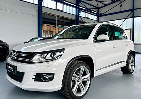 VW Tiguan Volkswagen R-Line/4Motion/Leder/Navi/Pano/Led/Kam