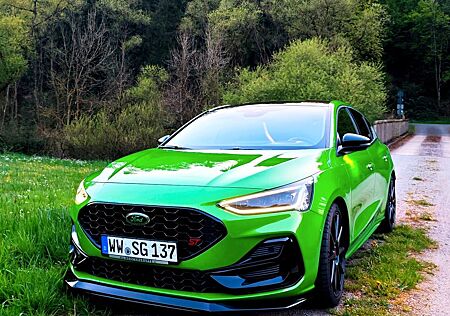 Ford Focus ST Track Pack/5 Jahre Garantie /Gewindefw.