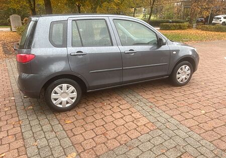 Mazda 2 1.4 16V -TÜV NEU