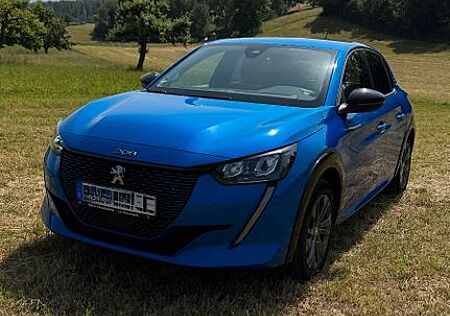 Peugeot e-208 136 Allure Pack (verfügbar ab August 2025)