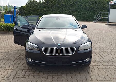 BMW 550i