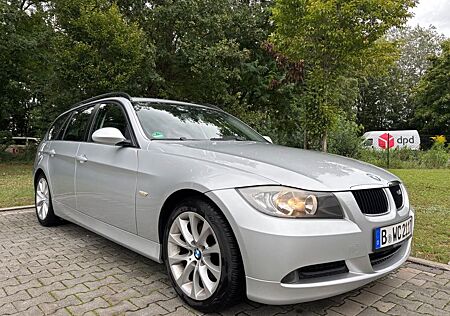 BMW 318i touring -