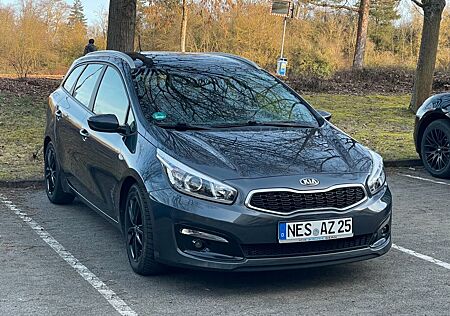 Kia Cee'd ceed 1.4 MPI 2017 TÜV 08/2027