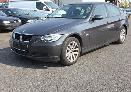 BMW 318i 318 Baureihe 3 Lim.