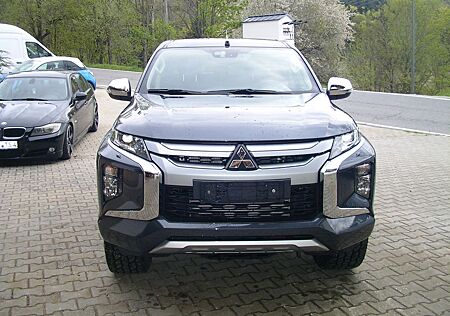 Mitsubishi L200 DOKA 4x4