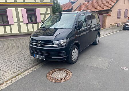 VW T6 Multivan Volkswagen * 4Motion * 7 Sitzer * AHK