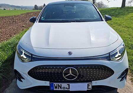 Mercedes-Benz CLA 350 4 MATIC EQ