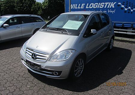 Mercedes-Benz A 180 Elegance Automatik PTS scheckheftgepflegt