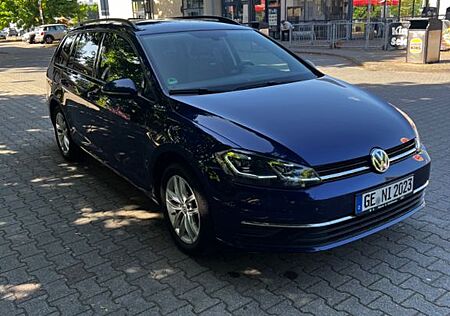 VW Golf Volkswagen 1.6 TDI DSG Trendline Variant TÜV Neu 8fach
