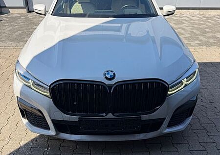 BMW 745e -M Sport LASER Vollausstattung 400 PS