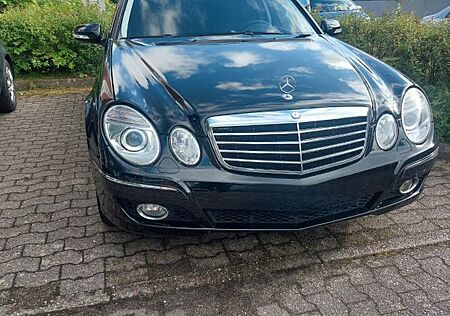 Mercedes-Benz E 220 CDI T ELEGANCE Elegance