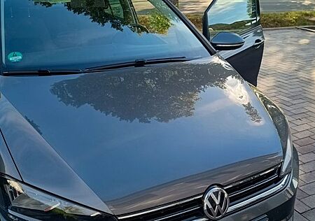 VW Golf Sportsvan Volkswagen 1.4 TSI/150 PS/ DSG/ AHK/ TÜV7.27