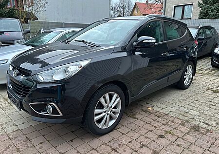 Hyundai ix35 Style 2WD VOLLLEDER TÜV & AU 06 / 2026