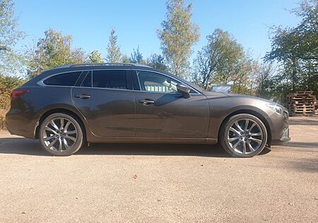 Mazda 6 2.2 SKYACTIV-D 175 Sports-L. AT Sports-Line