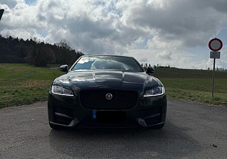 Jaguar XF 30d 300PS R-Sport Automatik R-Sport