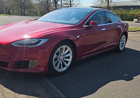 Tesla Model S 75D