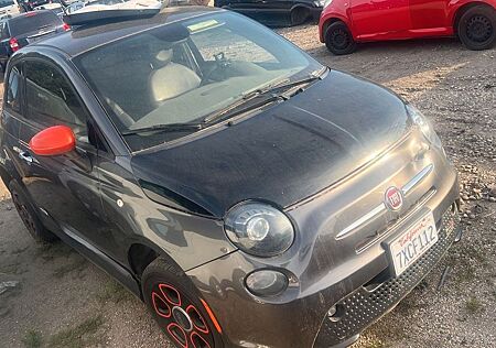 Fiat 500E CALIFORNIA OHNE BATTERIE , 2500 EUR
