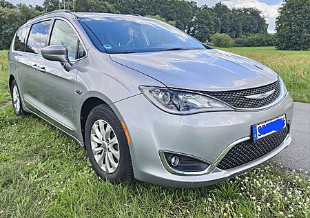 Chrysler Pacifica