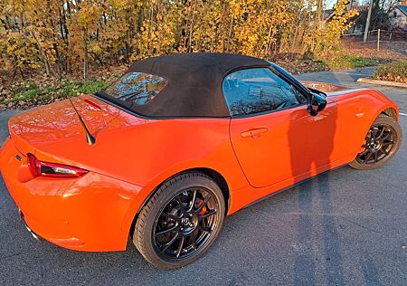 Mazda MX-5 RF 2.0 SKYACTIV-G 184 30th Anniversary ...