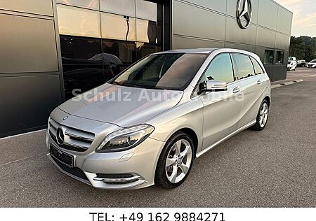 Mercedes-Benz B 200 B200 *SPORTPAKET/TÜV/PDC/XENON/SHZ/2. HAND/LEDER