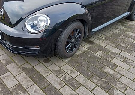 VW Beetle Volkswagen 1.2 TSI BMT Cabriolet -